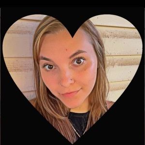 Meet your Posher, Kelsie